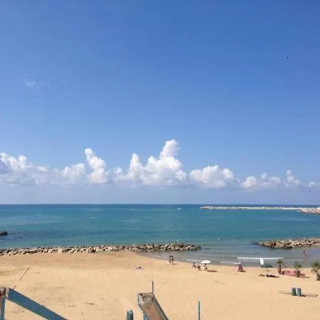 Donna Lucia * Scoglitti
